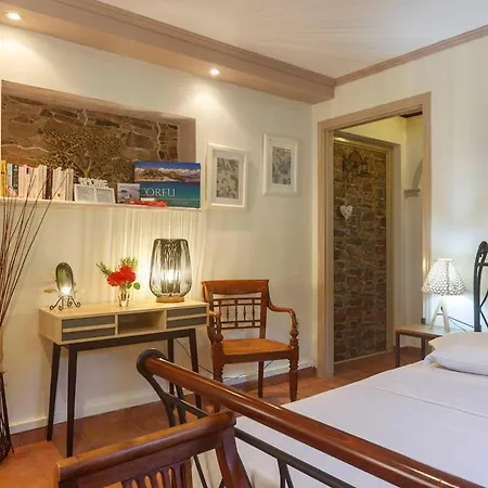 Kamaritis Villa, Private Studio, Mountain View Apartamento Kamara (Corfu)