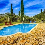 Kamaritis Villa, Private Studio, Mountain View Kamara (Corfu)