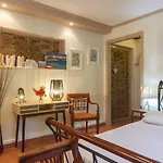 Kamaritis Villa, Private Studio, Mountain View アパート Kamara (Corfu)