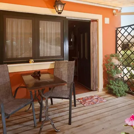 Kamaritis Villa, Private Studio, Mountain View Kamara (Corfu)