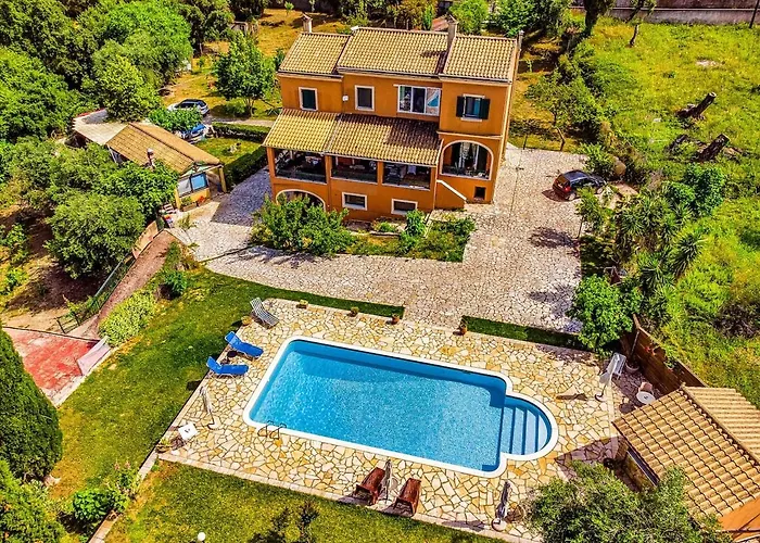 Apartment Kamaritis Villa, Private Studio, Mountain View Kamara (Corfu)